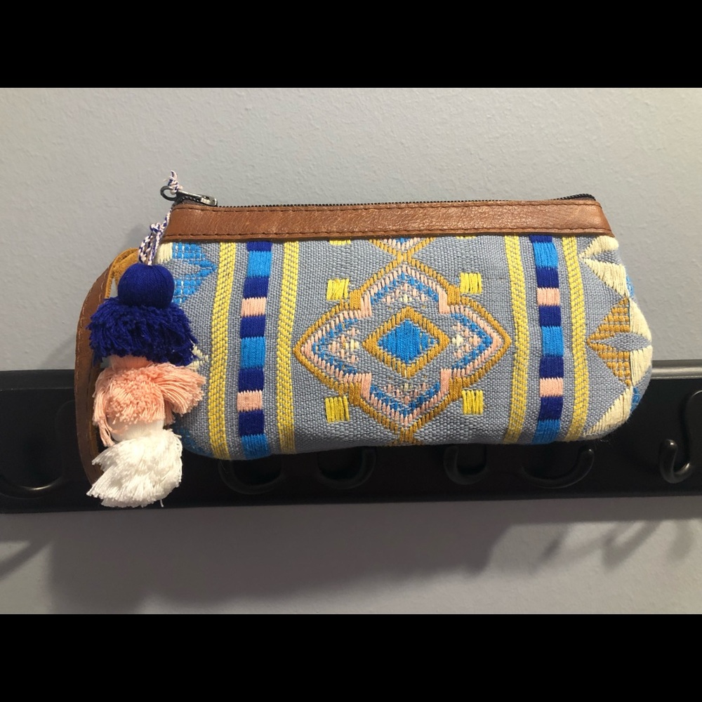 Nena and co Falseria clutch
